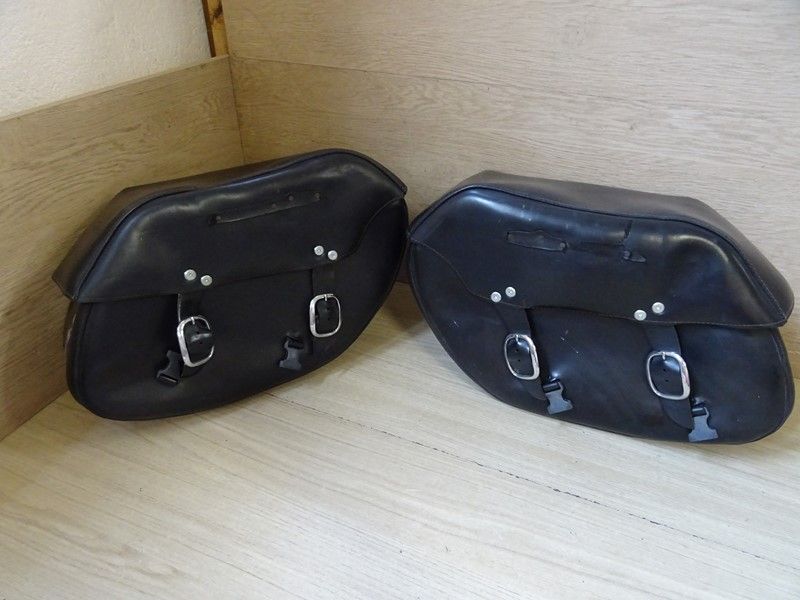 Paires de sacoches cuir en accessoire d'origine Harley Davidson nombreux modèles (RDW 92/61-0068)