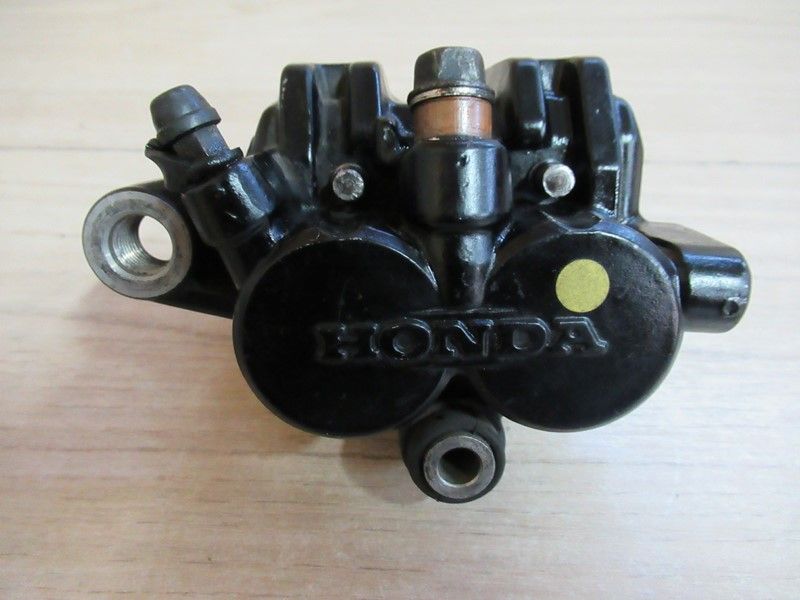 Étrier de frein avant gauche Honda CX 650 Turbo 1983-1985, VF 750 F 1983-1984