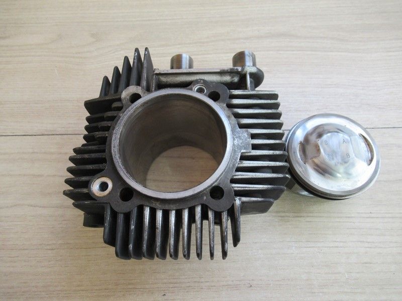 Cylindre piston avant Ducati 695 Monster 2006-2008