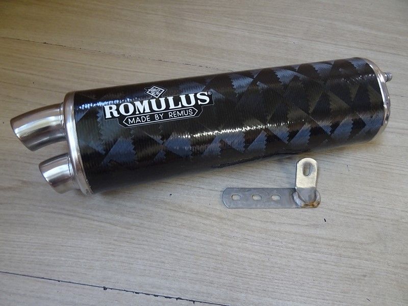 Silencieux homologué REMUS ROMULUS Carbone HONDA CBR 900 RR 1992/1995 (5402256092)