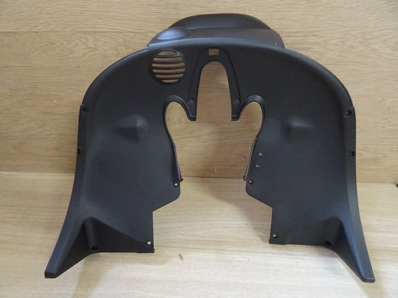 Carter inférieur sous tête de fourche Piaggio MP3 toutes cylindrées 2006/2018 (623255)