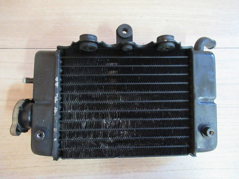 Radiateur d'eau droit Honda XLV 600 Transalp 1991-1996