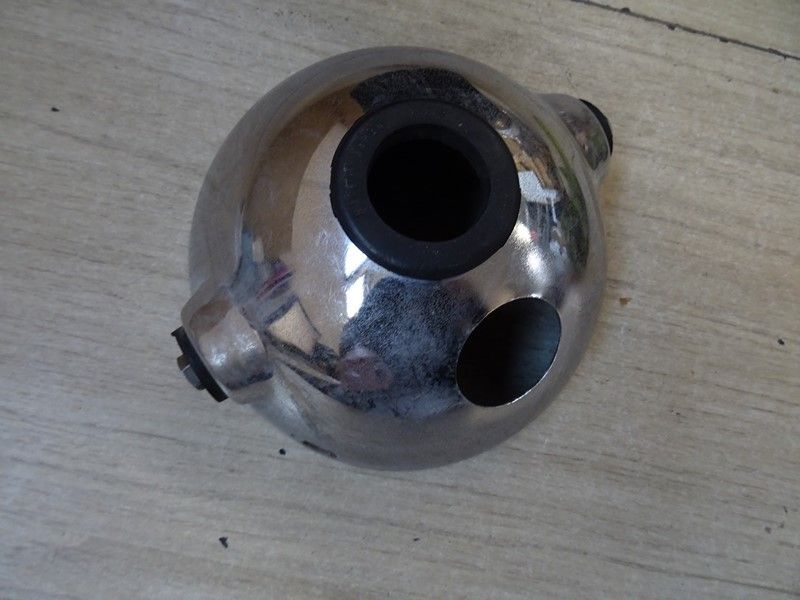 Cuvelage de phare optique avant Suzuki X4 125 GT 1980-1982