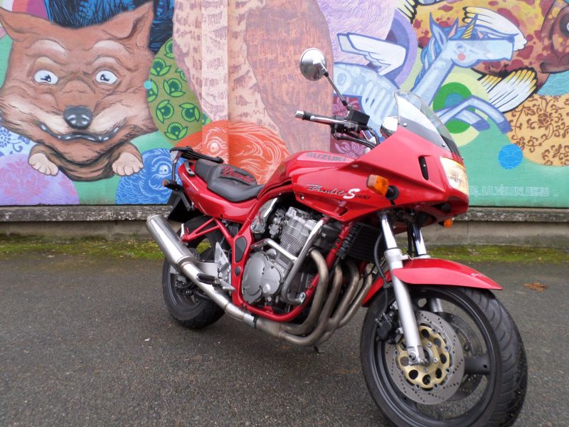 Belle Suzuki GSF 600 Bandit S en très bon état