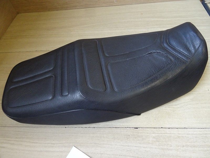 Selle d'origine Suzuki GSX 1400 type BN111/BN121/BN211 2002/2007 (1905115)